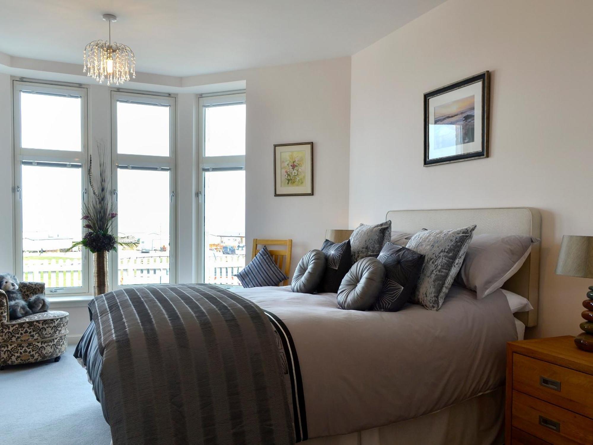 Seascape Villa Whitehills Екстериор снимка